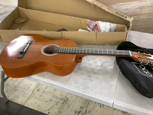 Beginner Acoustic Guitar Set w/ Case, Strap, Extra Strings - 38in - Lot 567