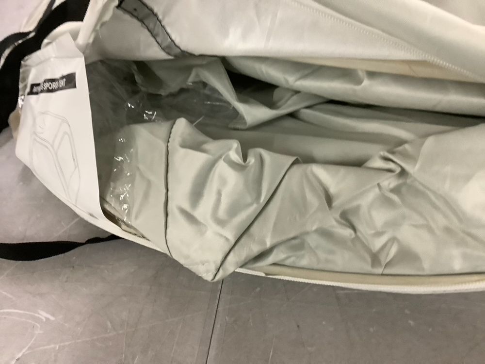 Raynesys Sports Pods, Instant Pop Up Bubble Tent Fits 3-4 Persons - Zipper Broken on Cover - Image 3 - Lot 571