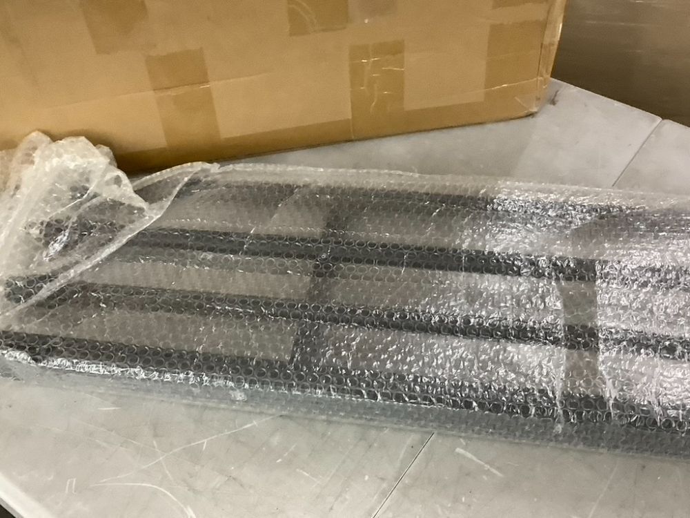 Pet Barrier Divider Gate for Toyota 4Runner - Image 5 - Lot 669