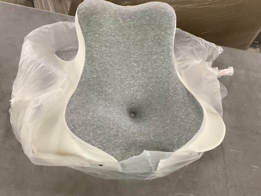 Memory Foam Posture Support Pillow - Image 3 - Lot 670