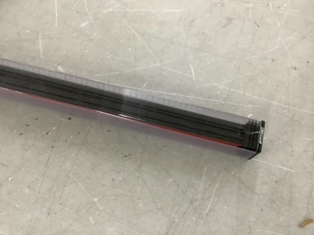 28" Aluminum Frame LED Tailgate Light Bar, 2 pc - Image 3 - Lot 672