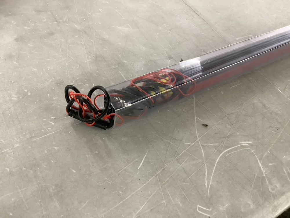 28" Aluminum Frame LED Tailgate Light Bar, 2 pc - Image 5 - Lot 672