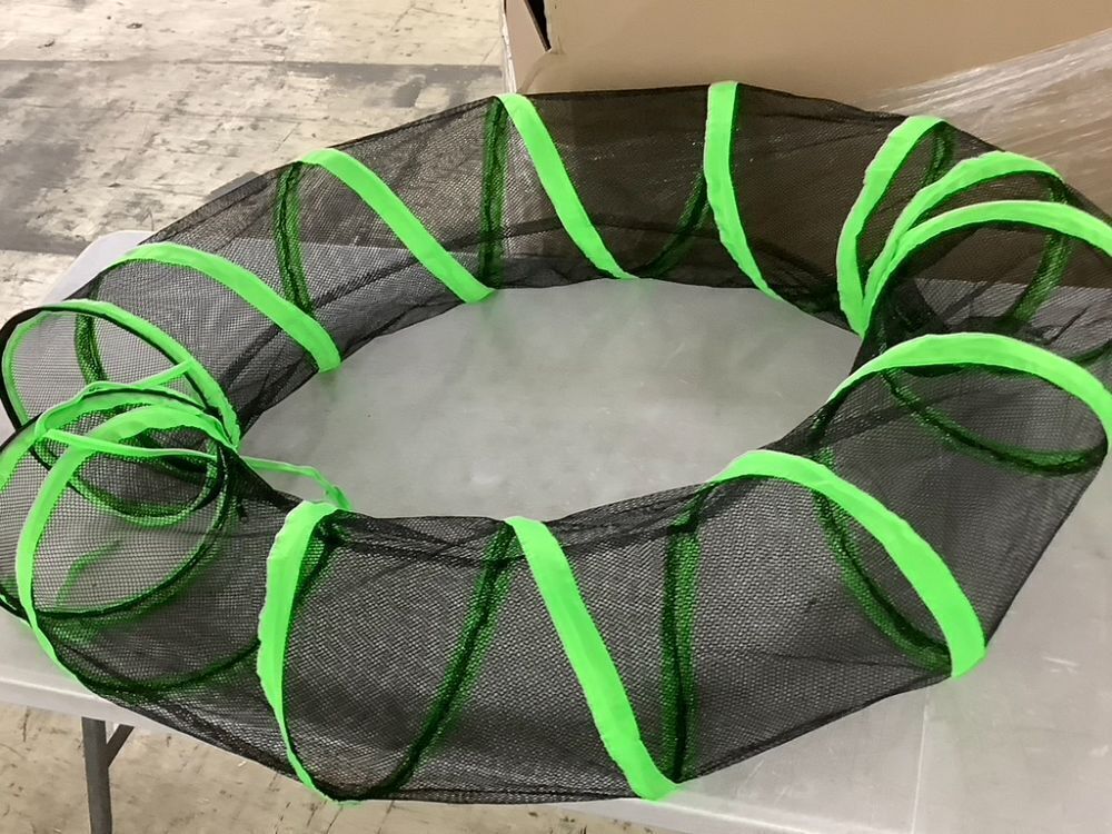 Small Pet Tunnel - Image 1 - Lot 768