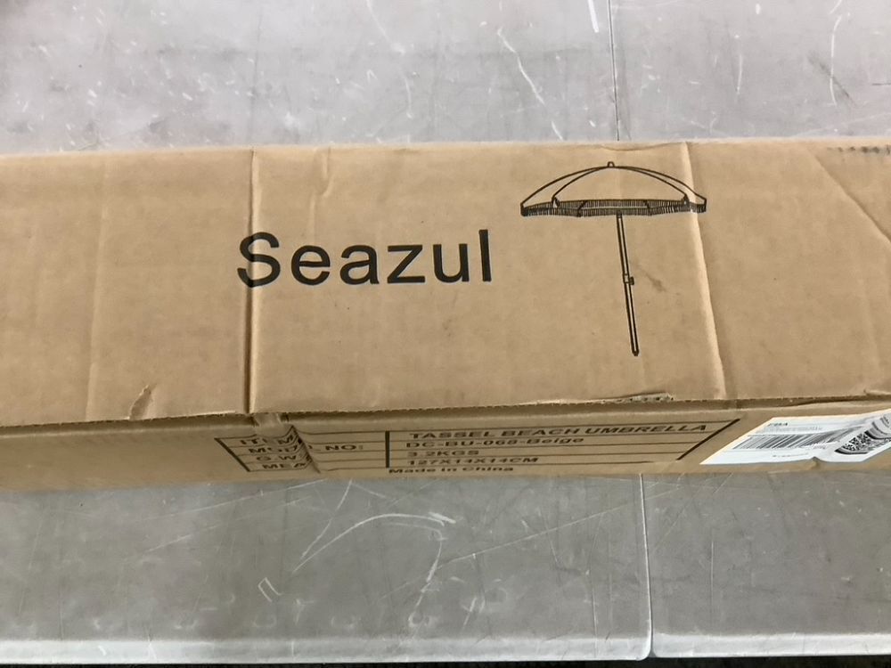 Seazul 6.5ft Beach Umbrella with Fringe - Image 5 - Lot 774