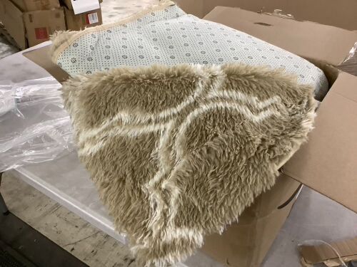 Area Rug, Unknown Size - Lot 369