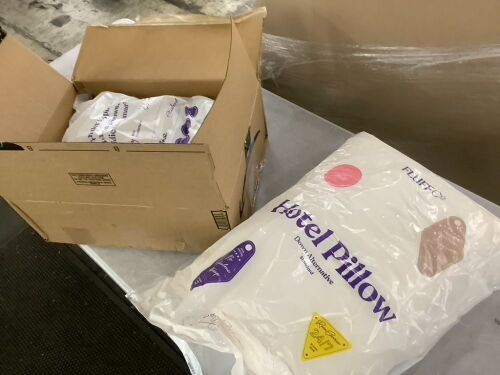 FluffCo Hotel Pillow Down Alternative, 2 Pack - Lot 562