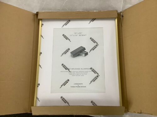 16" x 20" Picture Frame - Lot 787