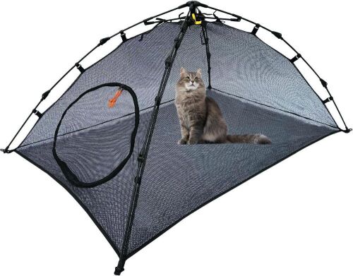 Outdoor Cat Tent - Lot 760