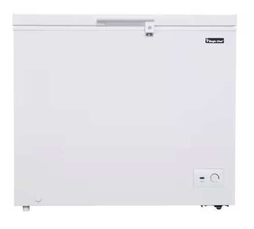 Magic Chef 8.7 cu. ft. Manual Defrost Chest Freezer in White - Tiny Dent - Lot 21JF