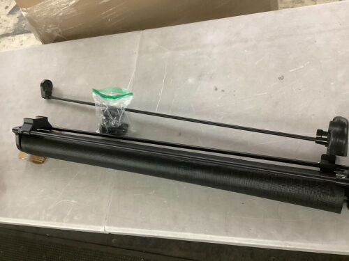 Retractable Baby Gate - Lot 397