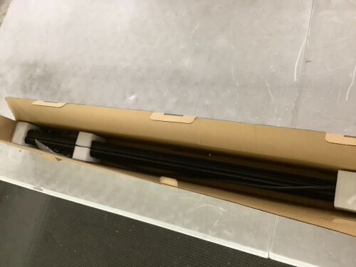 40 Inch Single Row LED Light Bar - Lot 599