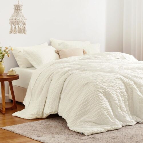 Love's Cabin Seersucker Ivory Queen Comforter Set 7pc - Lot 645