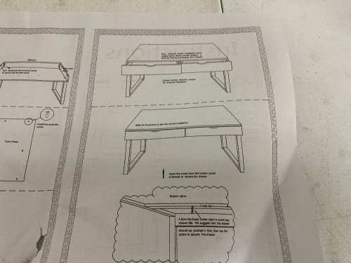 Desk, Appears New, Sold as is - Lot 34