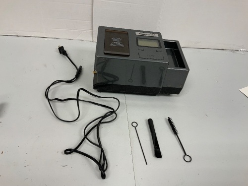 Powermatic III+ Cigarette Machine, E-Commerce Return, Sold as is - Lot 68R