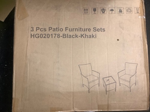 Patio Furniture Set, Appears New, Sold as is - Lot 85