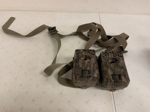 Lot of (2) Assorted Trail Cams, E-Comm Return - Lot 109