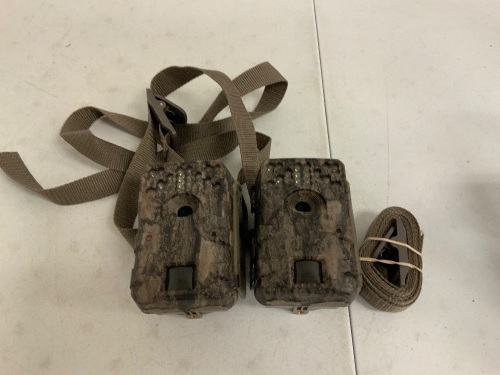 Lot of (2) Assorted Trail Cams, E-Comm Return - Lot 118