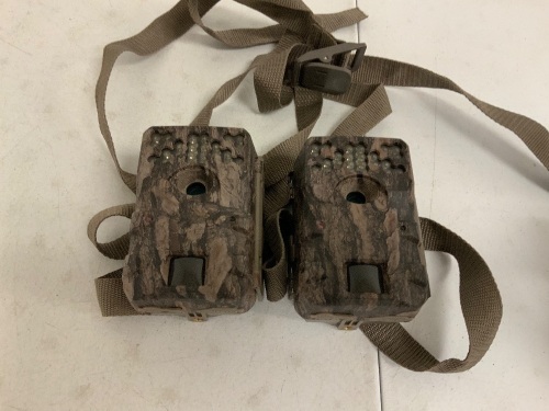 Lot of (2) Assorted Trail Cams, E-Comm Return - Lot 137