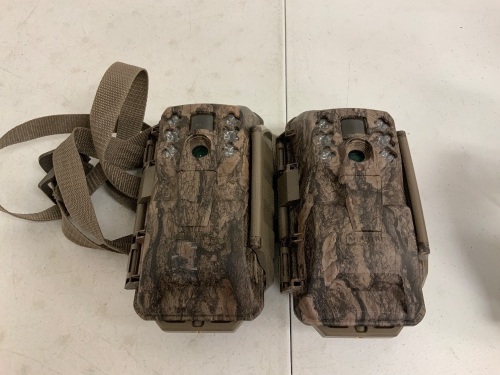 Lot of (2) Assorted Trail Cams, E-Comm Return - Lot 139