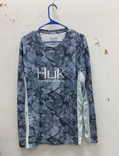 HUK Mens Long Sleeve, XL, E-Comm Return - Lot 323