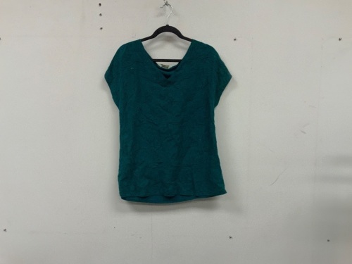 Bob Timberlake Womens Top, Medium, E-Comm Return w/ some Damage - Lot 356R