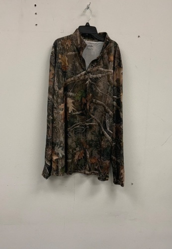 1/4 Zip Pull Over Shirt, Not Sure if Mens or Womens, XL, E-Comm Return - Lot 395R