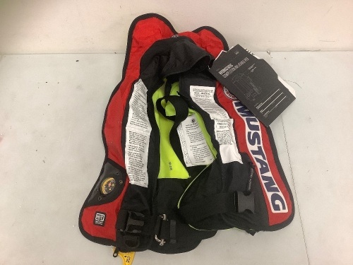 Hydostatic Competiton Inflatable Vest, E-Commerce Return, Sold as is - Lot 454R