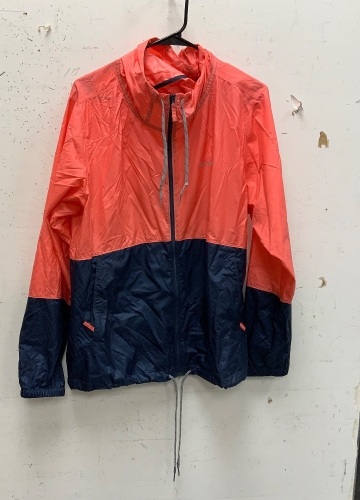 Columbia Womens Light Weight Jacket, XL, E-Comm Return w/ Small Stain on Arm - Lot 761R