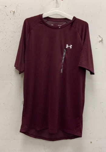 Under Armour Mens Tee, Medium, E-Comm Return - Lot 800R