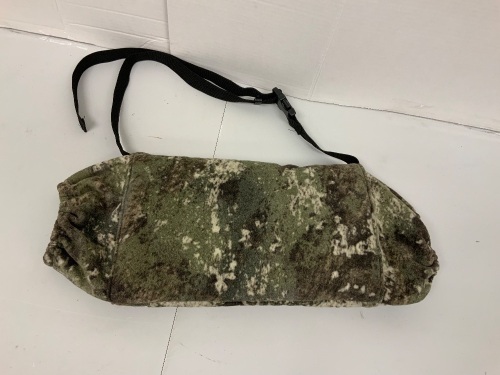 Muff, E-Comm Return - Lot 809R