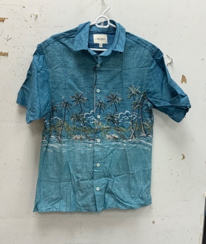 Red Head Mens Button Down, Medium, E-Comm Return - Lot 819R