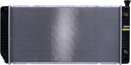Radiator | Compatible with Chevrolet/GMC C/K Series 1500 2500 3500 Tahoe Yukon Suburban 5.0L 5.7L V8 - Lot 817