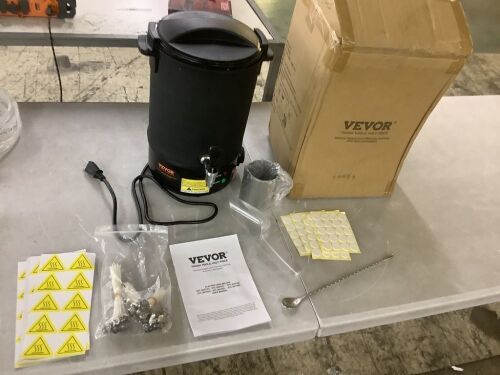 VEVOR Electric Wax Melting Pot - Lot 703JF