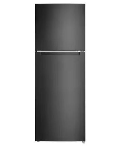 Vissani 10.1 cu. ft. Top Freezer Refrigerator in Black - Dented - Lot 24JF