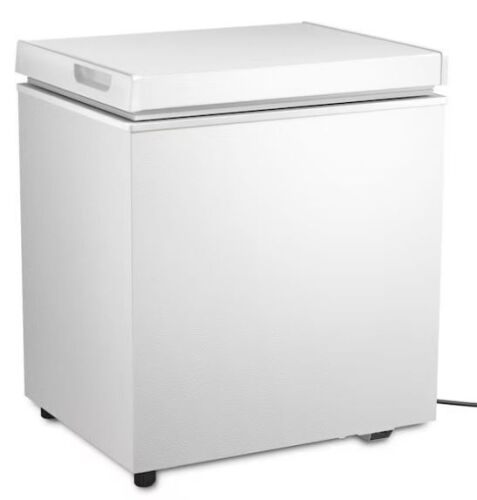 Garage Ready 20.67 in. 1.8 cu. ft. Manual Defrost Chest Freezer with Temperature Alarm in White - Lot 49JF
