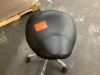 VEVOR Saddle Stool with Wheels - Thumbnail 3
