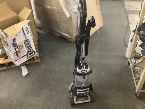 Shark Navigator Lift-Away DLX Bagless, Cordless, Upright Vacuum Cleaner with Detachable Canister and HEPA Filter for Pet Hair - Lot 485JF