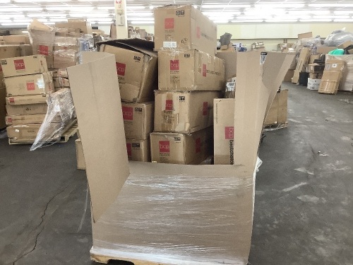 Pallet of Christmas Items - Not Inspected - Lot 546