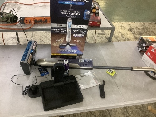 Shark HydroDuo w/Dirt-Reveal Bagless Cordless Wet and Dry HEPA Filter Stick Vacuum for Hard Floors,Mops and Scrubs in Metallic - Lot 241JF