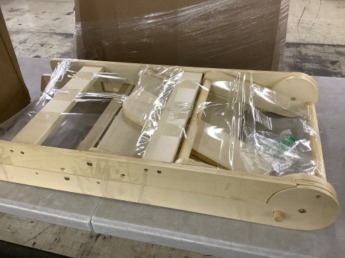 Foldable Toddler Tower - No Hardware - Lot 785