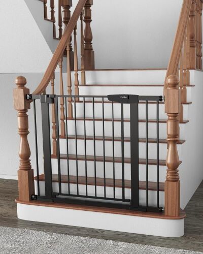 Cumbor 29.7-40.6" Baby Gate - Lot 673