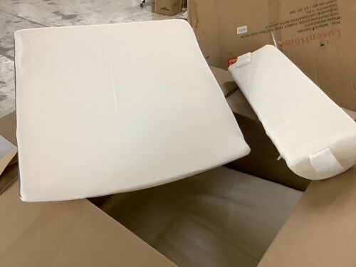 Bed Wedge Pillows - Lot 696