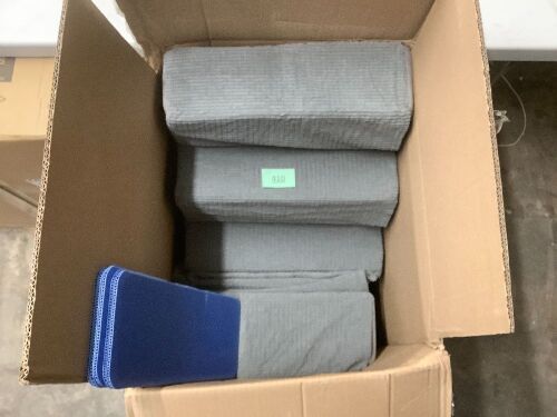 Cushioned Pet Stairs - Lot 410