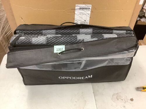 Outsunny RV Mat Outdoor Patio Rug / Large Camping Carpet with Carrying Bag 8' x 10' Waterproof Plastic Straw Reversible Black Gray Geometric - Lot 1307