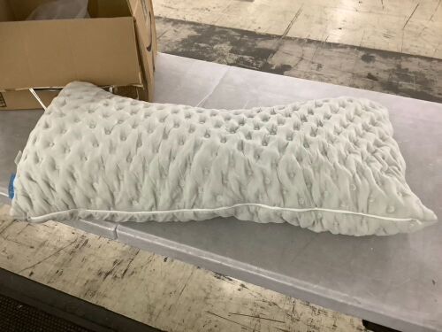 Curved Cooling Adjustable Memory Foam Pillow - Lot 752