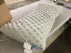 Curved Cooling Adjustable Memory Foam Pillow - Thumbnail 4