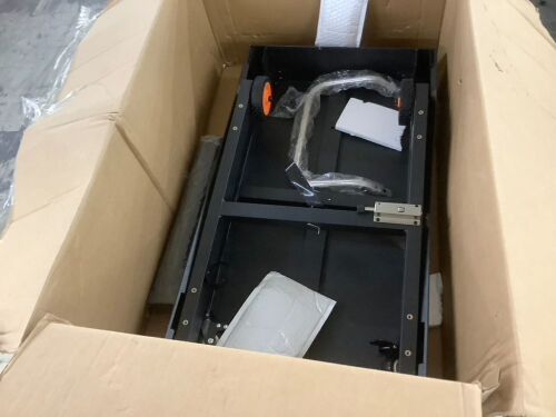 Portable Outdoor Grill Table - Lot 170