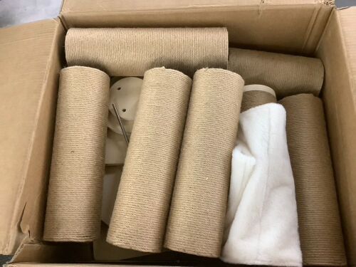 Cat Tree - Unknown if Complete - Lot 173