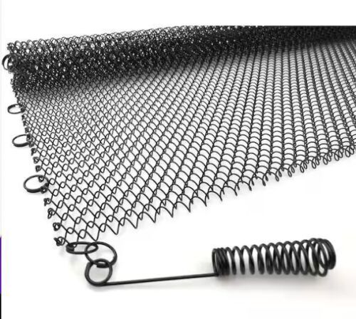 24 in. x 18 in. Metal Mesh Curtain Fireplace Screen - Lot 635JF