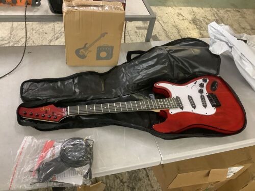 Beginner Electric Guitar Kit w/ Case, 10W Amp, Tremolo Bar - 39in - Lot 513